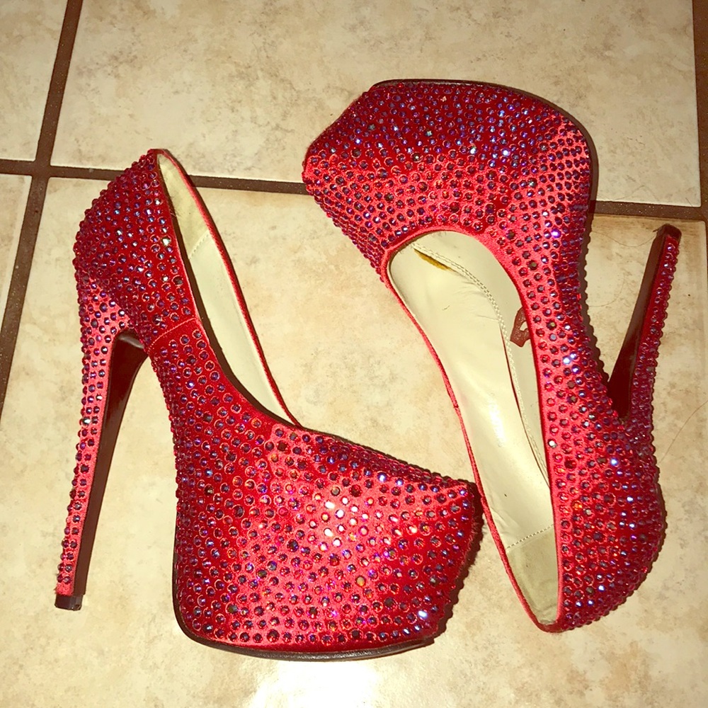Red Kiss Heels